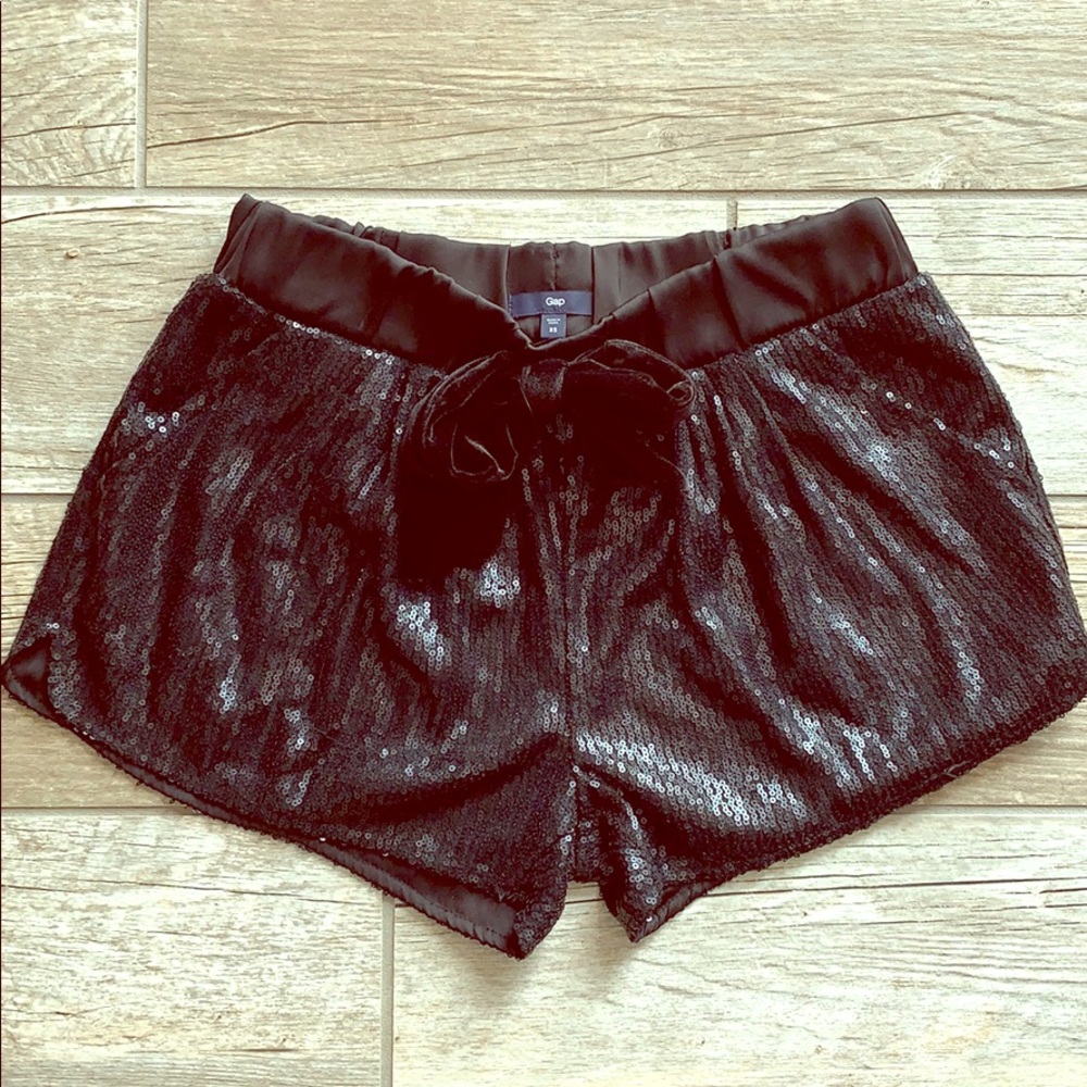 GAP high rise high-waisted white denim shorts